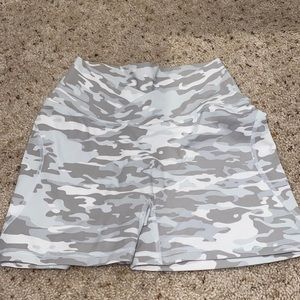 Alphalete white camo surface power shorts